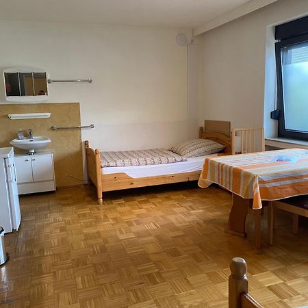 Gemuetliches Ferienzimmer Hürth Екстериор снимка