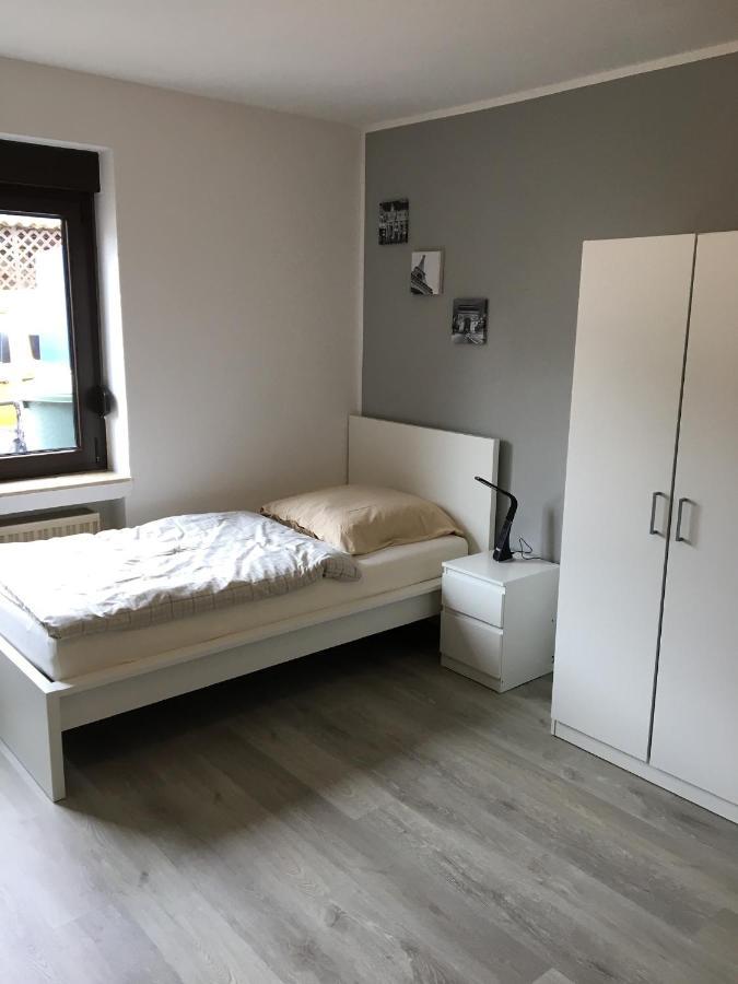 Gemuetliches Ferienzimmer Hürth Екстериор снимка