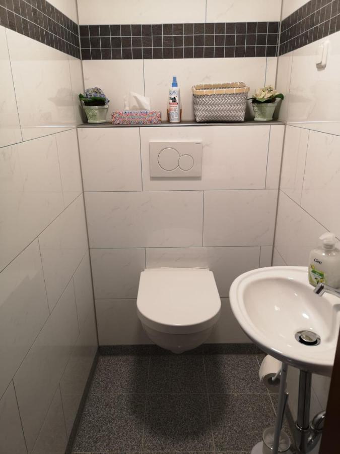 Gemuetliches Ferienzimmer Hürth Екстериор снимка
